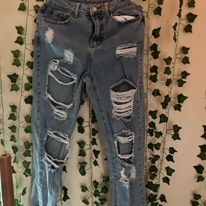 shein ripped jeans! •medium• 9$!